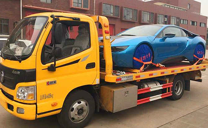 德令哈拖车救援案例